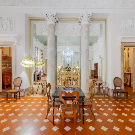 Apartamento Palazzo Bartolommei Dimora Storica Centralissima Florença