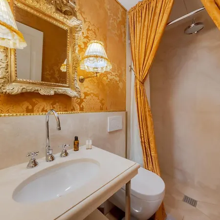 Palazzo Bartolommei Dimora Storica Centralissima Apartamento