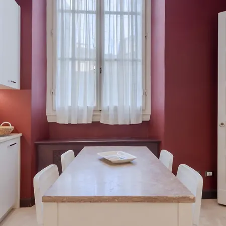 Apartamento Palazzo Bartolommei Dimora Storica Centralissima