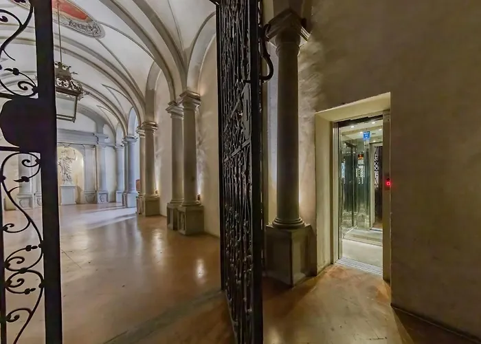 Appartamento Palazzo Bartolommei Dimora Storica Centralissima